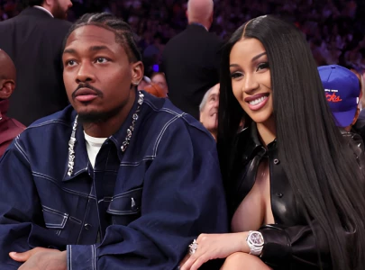 cardi b announces birth of baby boy with boyfriend stefon diggs cardi b announces birth of baby boy with boyfriend stefon diggs