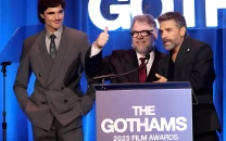 guillermo del toro and oscar isaac decry ai and champion immigrants in gotham awards speech guillermo del toro and oscar isaac decry ai and champion immigrants in gotham awards speech