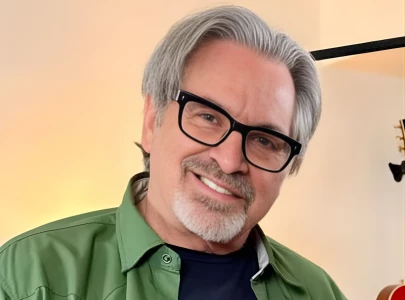 lizzie mcguire actor robert carradine dies at 71 lizzie mcguire actor robert carradine dies at 71