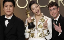 oscars face boos and backlash after kpop demon hunters team cut off during acceptance speech oscars face boos and backlash after kpop demon hunters team cut off during acceptance speech