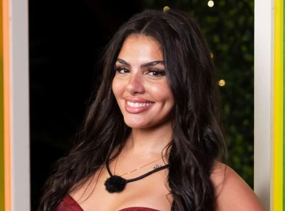 love island star huda mustafa issued restraining order over alleged threats to boyfriend s family