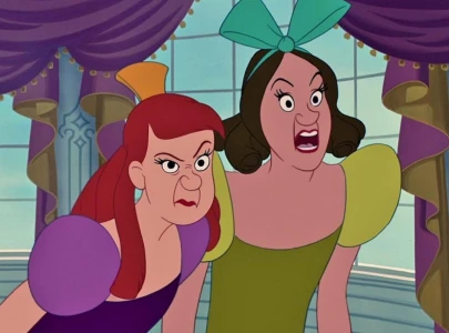 disney plans live action cinderella spinoff focused on stepsisters anastasia and drizella