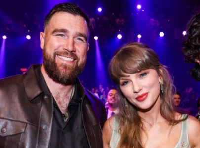 taylor swift gives shout out to travis kelce in heartfelt acceptance speech at iheartradio awards
