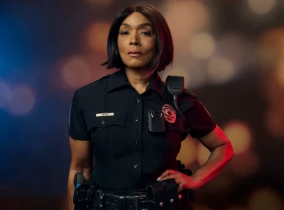 is angela bassett leaving 9 1 1 actress addresses athena s future ahead of season 9 finale