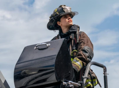 chicago fire season 14 finale recap severide kidd and firehouse 51 navigate a pivotal night