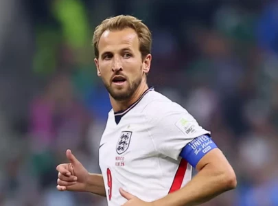 oasis s wonderwall becomes england s world cup anthem as harry kane loses his voice singing with fans
