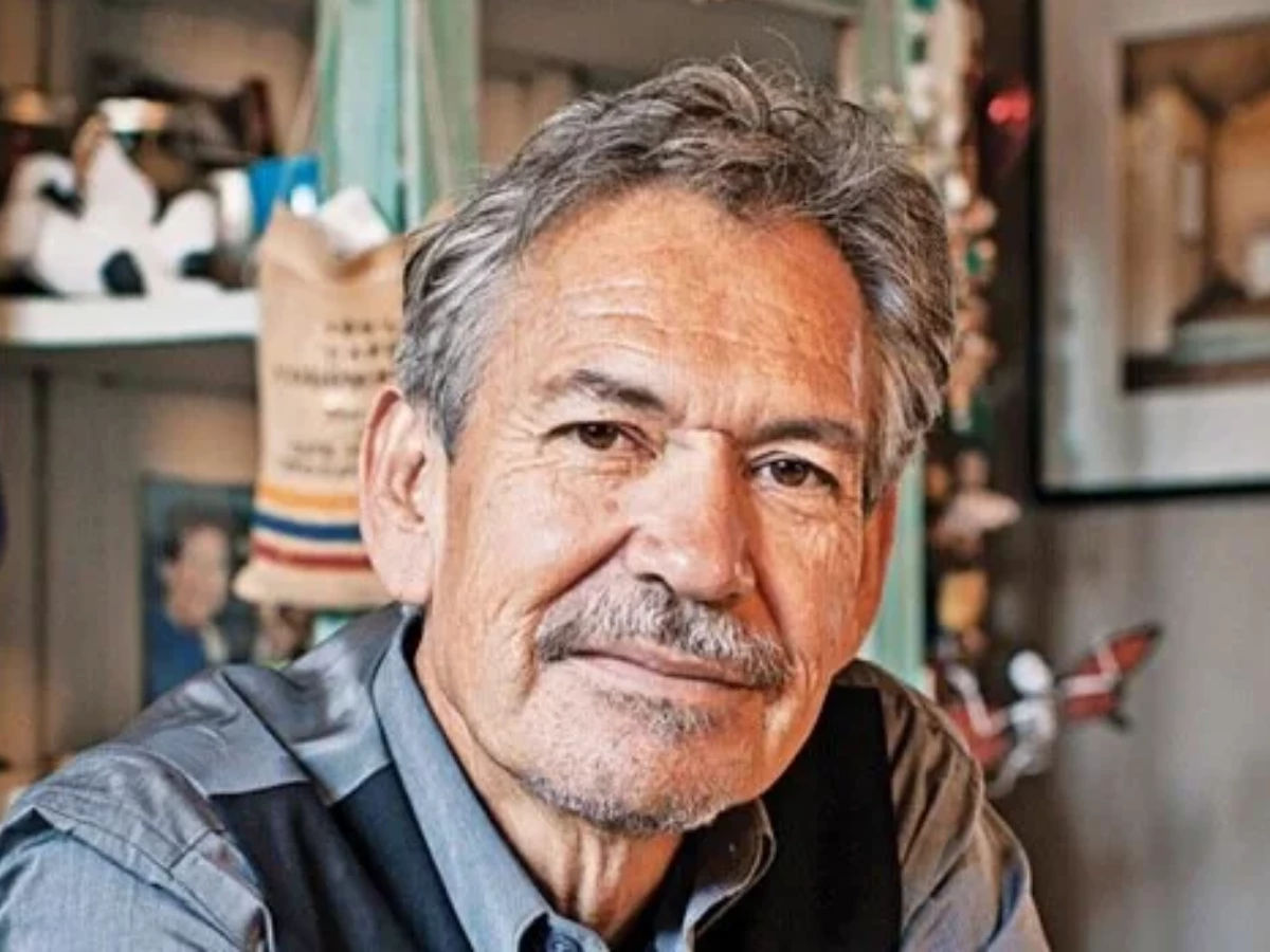 benjamin alire s enz renowned author of aristotle and dante discover the secrets of the universe dies aged 71