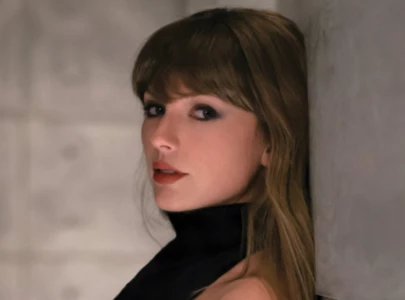 taylor swift s showgirl encore becomes second worst rated pop album of the decade on metacritic
