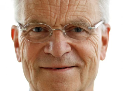jeffrey archer bestselling british author and former politician dies aged 86 jeffrey archer bestselling british author and former politician dies aged 86