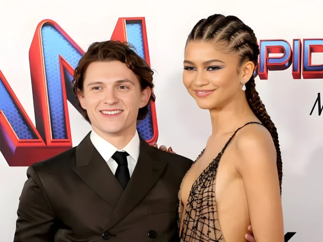 Zendaya jokes about ‘last name reveal’ during Las Vegas appearance amid Tom Holland marriage rumours Zendaya jokes about ‘last name reveal’ during Las Vegas appearance amid Tom Holland marriage rumours