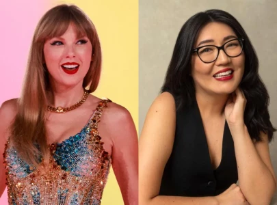 taylor swift surprises the summer i turned pretty creator jenny han with special gift taylor swift surprises the summer i turned pretty creator jenny han with special gift