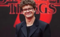 gaten matarazzo s resurfaced dance clip from atlantla nightclub goes viral after stranger things finale gaten matarazzo s resurfaced dance clip from atlantla nightclub goes viral after stranger things finale