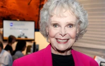 june lockhart lassie and lost in space star dies at 100 as hollywood pays tribute june lockhart lassie and lost in space star dies at 100 as hollywood pays tribute