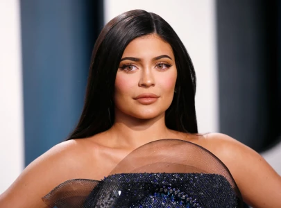 kylie jenner returns to snapchat with glosses part ii and new king kylie collection kylie jenner returns to snapchat with glosses part ii and new king kylie collection