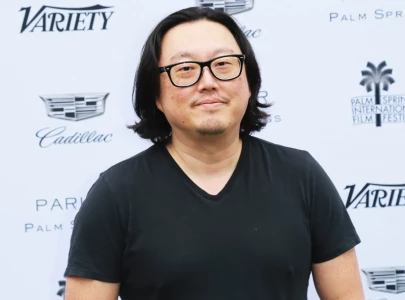 glambot creator joseph kahn explains how to recreate effect with iphone amid cole walliser scandal