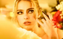 addison rae performs britney spears inspired set at lollapalooza argentina 2026