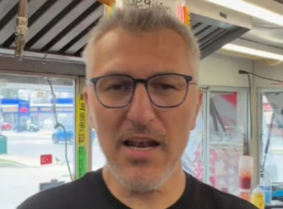 twitch streamer sparks concern after being robbed during live broadcast at baltimore hot dog stand