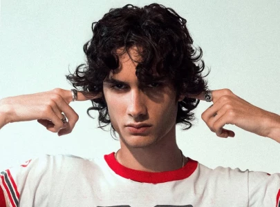 sombr speaks out after viral tiktok criticises his concert as cringe live a little