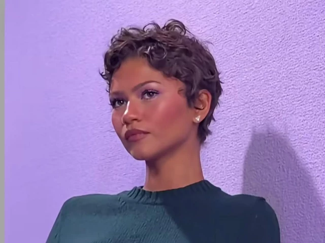 Zendaya debuts pixie haircut during night out with Hunter Schafer and Alexa Demie in NYC