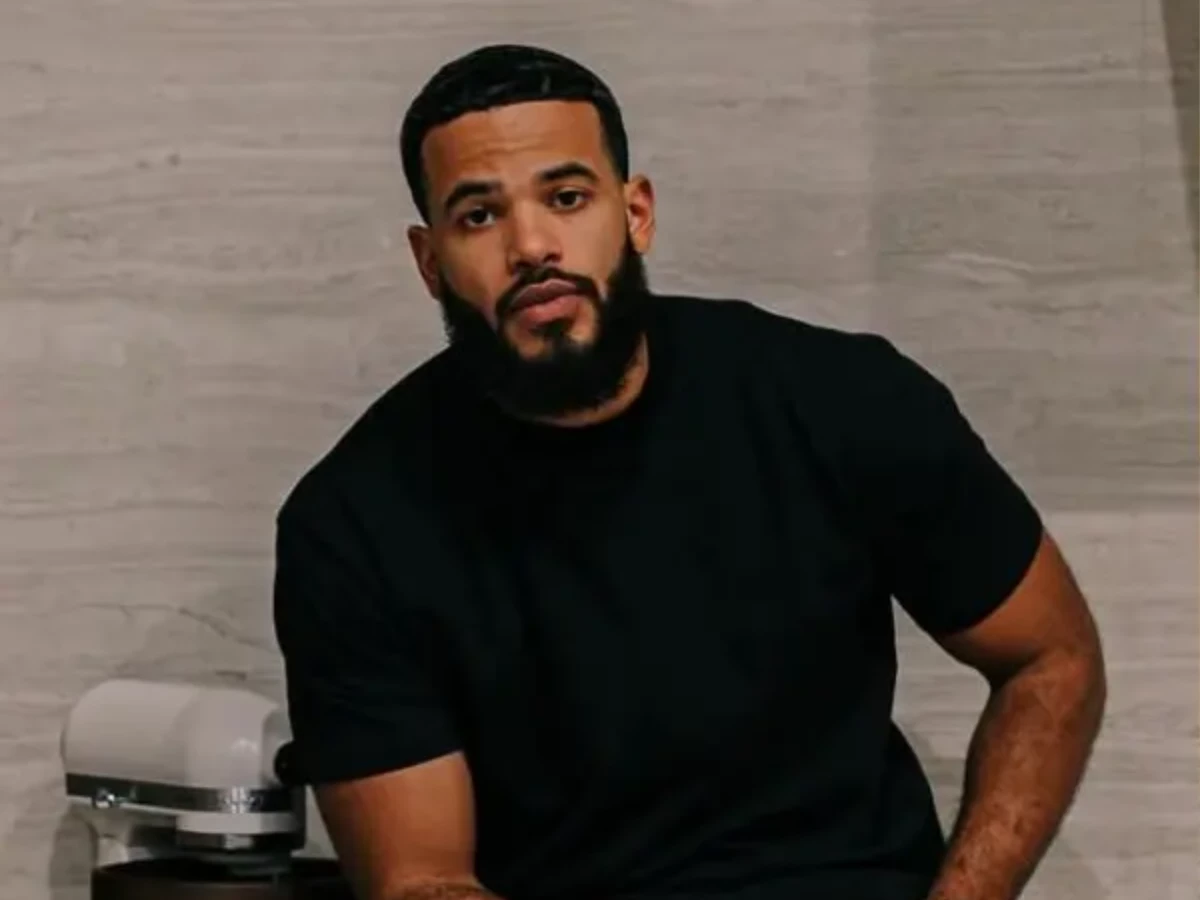 desmond scott spotted with mystery woman days after ex wife kristy files for divorce