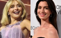 sabrina carpenter arrests anne hathaway with toy handcuffs during short n sweet new york concert sabrina carpenter arrests anne hathaway with toy handcuffs during short n sweet new york concert