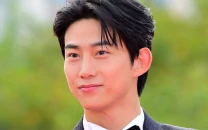 2pm s ok taec yeon weds long term partner in seoul as bandmates reunite for private celebration