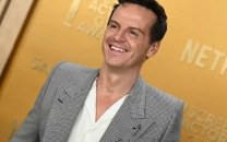 andrew scott opens up about medical emergency during 2020 sag awards at this year s ceremony andrew scott opens up about medical emergency during 2020 sag awards at this year s ceremony