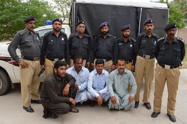 Flamingo poachers arrested by the Punjab Wildlife and Parks Department. PHOTO COURTESY: PUNJABWILDLIFEANDPARKSDEPARTMENT