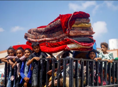 thousands flee as israeli forces bomb southern gaza in final push