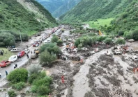 flash flood at china tourist site kills 10