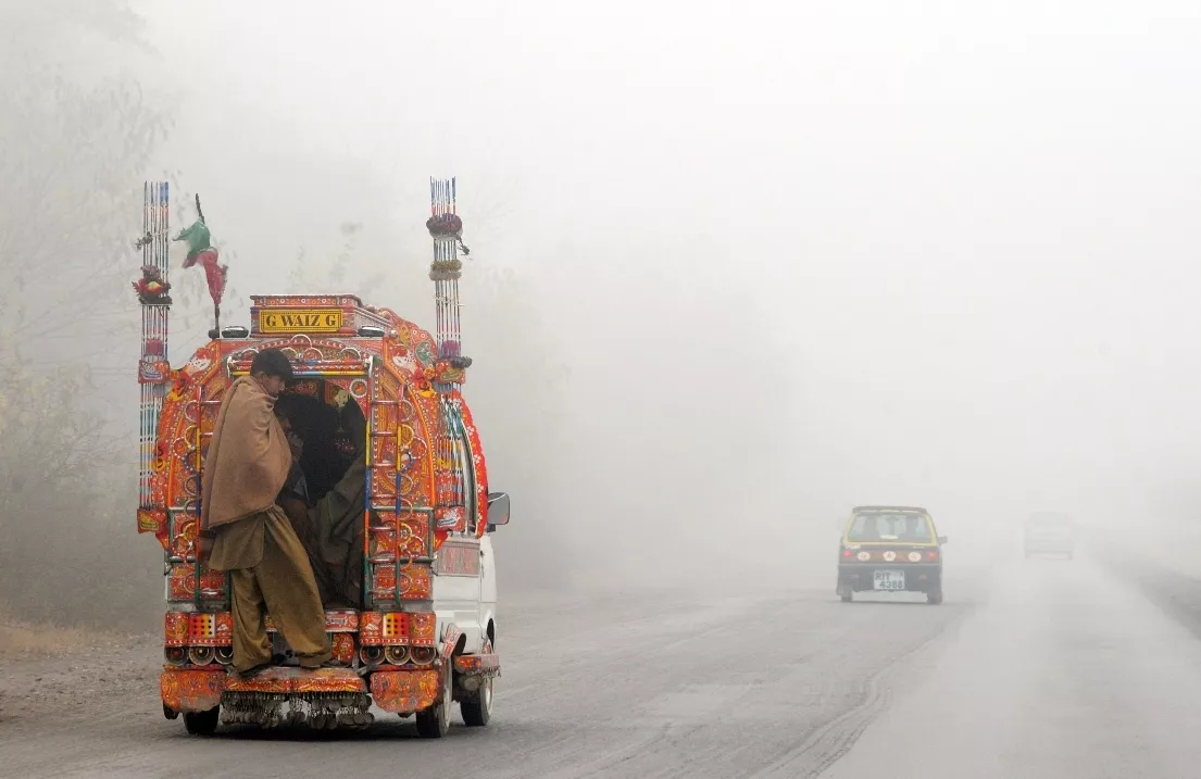 rare fog engulfs pindi disrupts daily life
