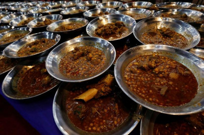 cauldrons of niaz feed the faithful