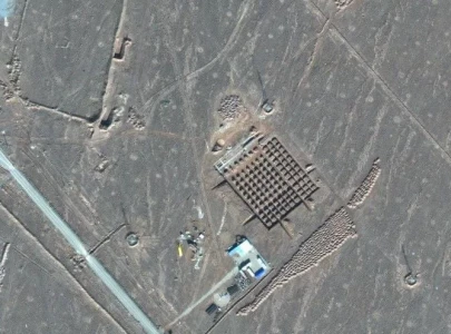 israel signals it may strike iran s nuclear facilities before us deadline sources say