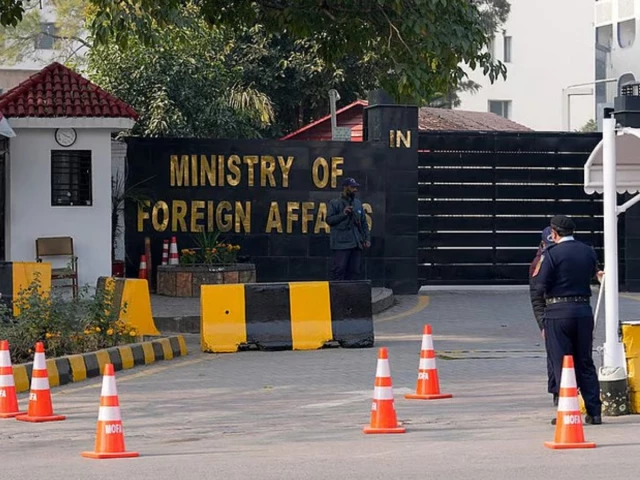 police officers stand guard at the main entry gate of ministry of foreign affairs in islamabad photo file police officers stand guard at the main entry gate of ministry of foreign affairs in islamabad photo file