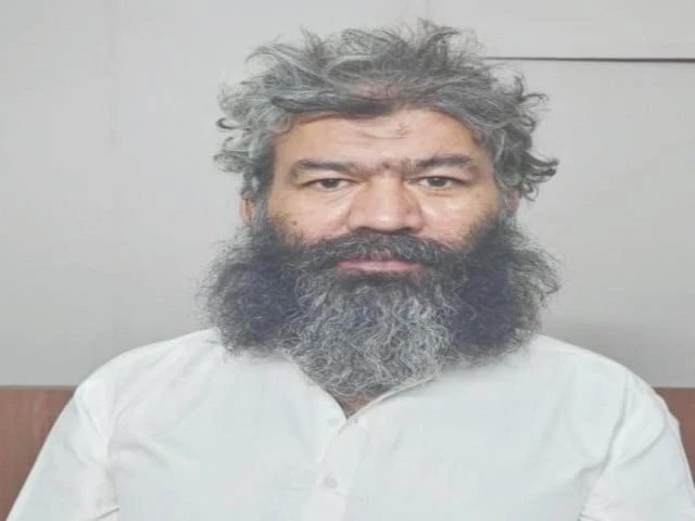 sultan aziz azzam sultan aziz azzam