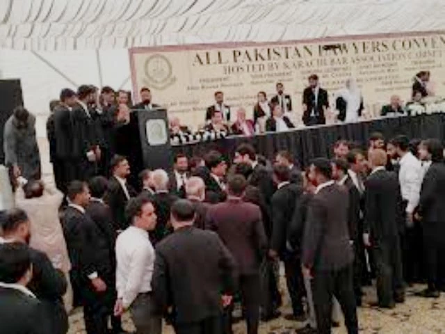 Lawyers say Pakistan 'in its darkest place'