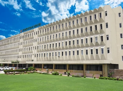 tanveer congratulates fpcci on pakistan s first transparency survey