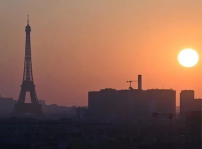 france to activate extreme heat emergency plan for 1st time france to activate extreme heat emergency plan for 1st time