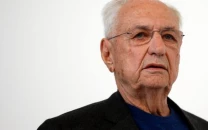 frank gehry visionary architect who reshaped los angeles dies at 96