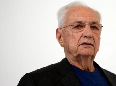 frank gehry visionary architect who reshaped los angeles dies at 96