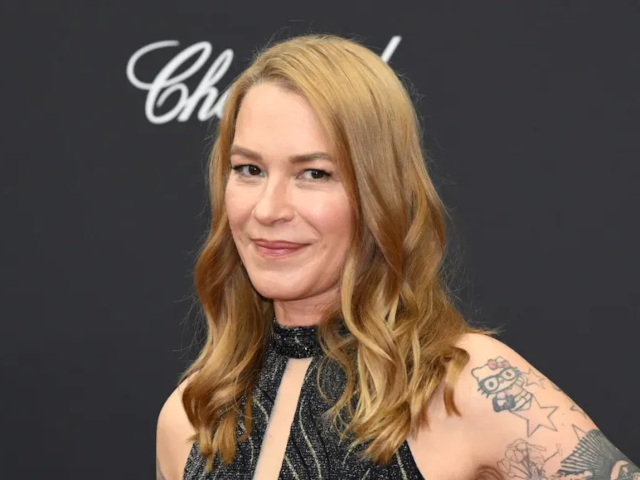 Franka Potente announces she’s breast cancer free after secret diagnosis | The Express Tribune