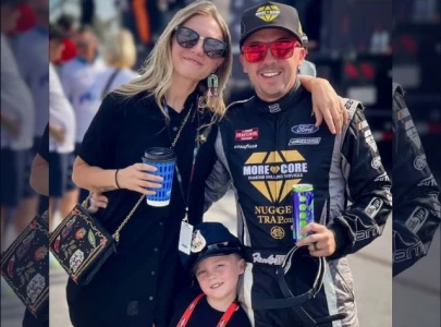 frankie muniz deletes family video from divorce announcement after online criticism