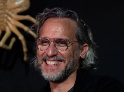 alien romulus director fede alvarez banned from alien subreddit for impersonating himself