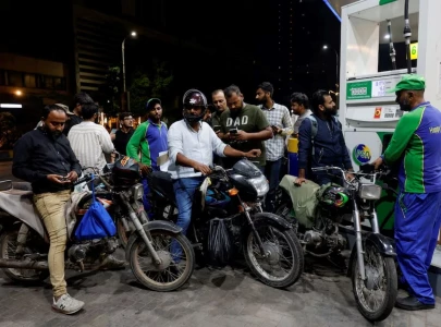 govt decreases petrol price by rs1 65 hsd by 88 paisas till sept 21 govt decreases petrol price by rs1 65 hsd by 88 paisas till sept 21