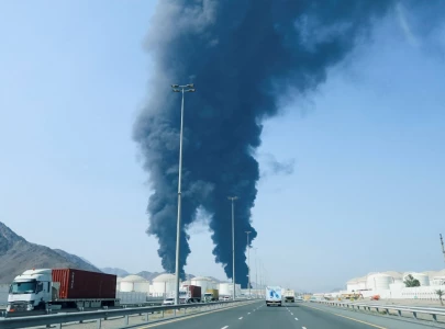 fujairah oil zone hit by fire after drone attack as uae says it intercepted iran missiles