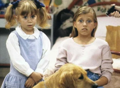 full house star jodie sweetin says she drifted apart from mary kate and ashley olsen after the show