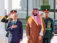 saudi crown prince mohammed bin salman and pakistan prime minister shehbaz sharif meet in riyadh saudi arabia september 17 2025 saudi press agency handout via reuters this image has been supplied by a third party saudi crown prince mohammed bin salman and pakistan prime minister shehbaz sharif meet in riyadh saudi arabia september 17 2025 saudi press agency handout via reuters this image has been supplied by a third party