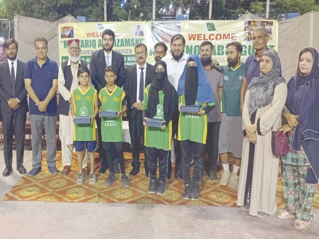 sswmb s tariq ali nizamani is seen with the four recipients of ilyas shakir award for their outstanding performance in the basketball camps also seen in the picture are director sports ghulam mohammad khan kbba president ghulam abbas jamal sja secretary mohammad rafiq and others photo kbba