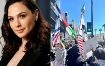 gal gadot s walk of fame ceremony disrupted by protests police intervene gal gadot s walk of fame ceremony disrupted by protests police intervene