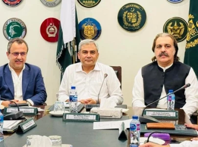 centre k p bury the hatchet to tackle power woes centre k p bury the hatchet to tackle power woes